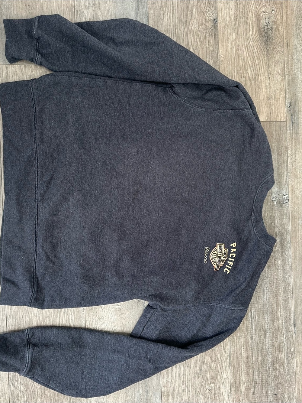Harley-Davidson Charcoal Gray Crewneck Sweatshirt with Gold Logo